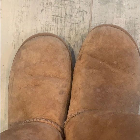 UGG Bailey Boot size 7 - Picture 3 of 4